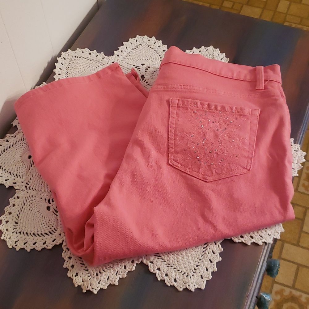 Gloria Vanderbilt Amanda All-Around Slimming Effect Pink Capris Sz 14P